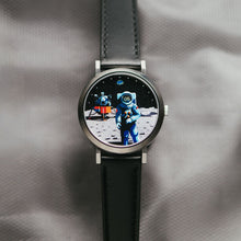 Load image into Gallery viewer, Asterisk Apollo 11 Moonwalk