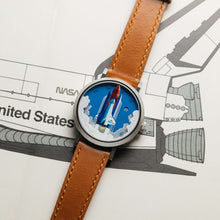 Load image into Gallery viewer, Asterisk Space Shuttle Jump Hour Automatic