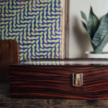Load image into Gallery viewer, Xeric Six Watch Wood Collectors Case