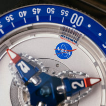 Load image into Gallery viewer, *NASA Artemis Tumbler Automatic Insignia