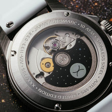 Load image into Gallery viewer, *NASA Artemis Tumbler Automatic Insignia