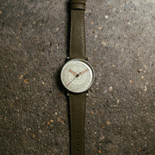 Load image into Gallery viewer, Xeric Omnigraph Automatic Cream Limited Edition