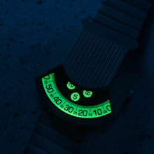 Load image into Gallery viewer, Xeric Retronaut Automatic Matte Green