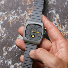 Load image into Gallery viewer, Xeric Retroscope Jump Hour Gray Yellow - Add-on