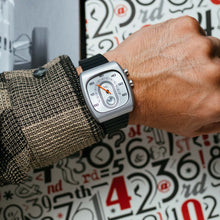 Load image into Gallery viewer, Xeric Retroscope Jump Hour Silver Black