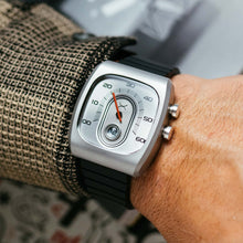 Load image into Gallery viewer, Xeric Retroscope Jump Hour Silver Black