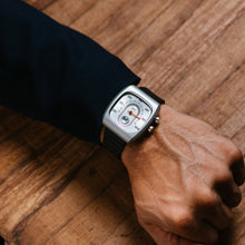 Load image into Gallery viewer, Xeric Retroscope Jump Hour Silver Black