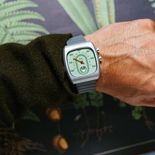 Load image into Gallery viewer, Xeric Retroscope Jump Hour Vintage Mint