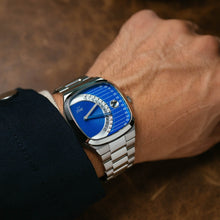 Load image into Gallery viewer, Timeline Retrograde Automatic Blue