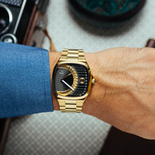 Load image into Gallery viewer, Timeline Retrograde Automatic Gold Black