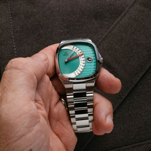 Load image into Gallery viewer, Timeline Retrograde Automatic Mint