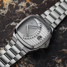 Load image into Gallery viewer, Timeline Retrograde Automatic All Silver