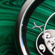 Load image into Gallery viewer, *Triptych Automatic Wandering Hour Stone Edition Malachite