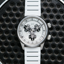 Load image into Gallery viewer, Xeric Vendetta II Automatic Wandering Hour Whiteout Lume