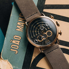 Load image into Gallery viewer, Halograph Chrono Sapphire Antique Brass