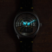 Load image into Gallery viewer, *Halograph III Automatic Steel Black