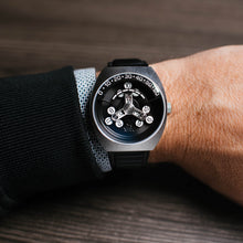 Load image into Gallery viewer, *Scrambler Automatic Wandering Hour Steel Black